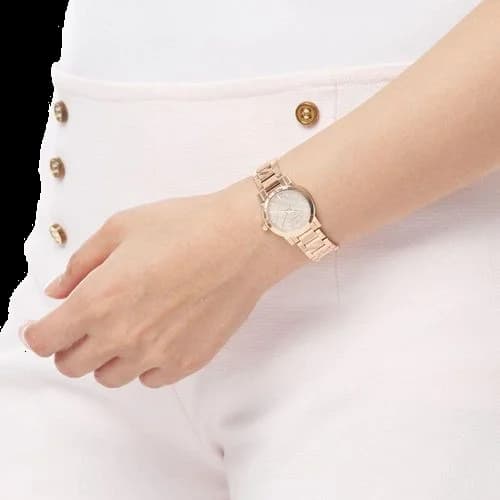 Montre Femme Burberry BU9235 The City Acier Rose Gold Swiss Made vue 4
