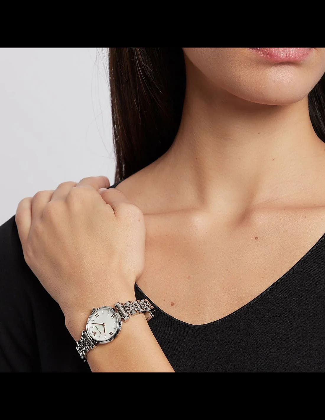 Montre Emporio Armani AR11204 Petit Cadran en Nacre et Bracelet T-Bar vue 4