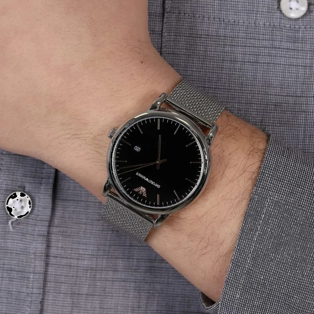 Montre Homme Emporio Armani Luigi AR11272 bracelet maille milanaise métal vue 4