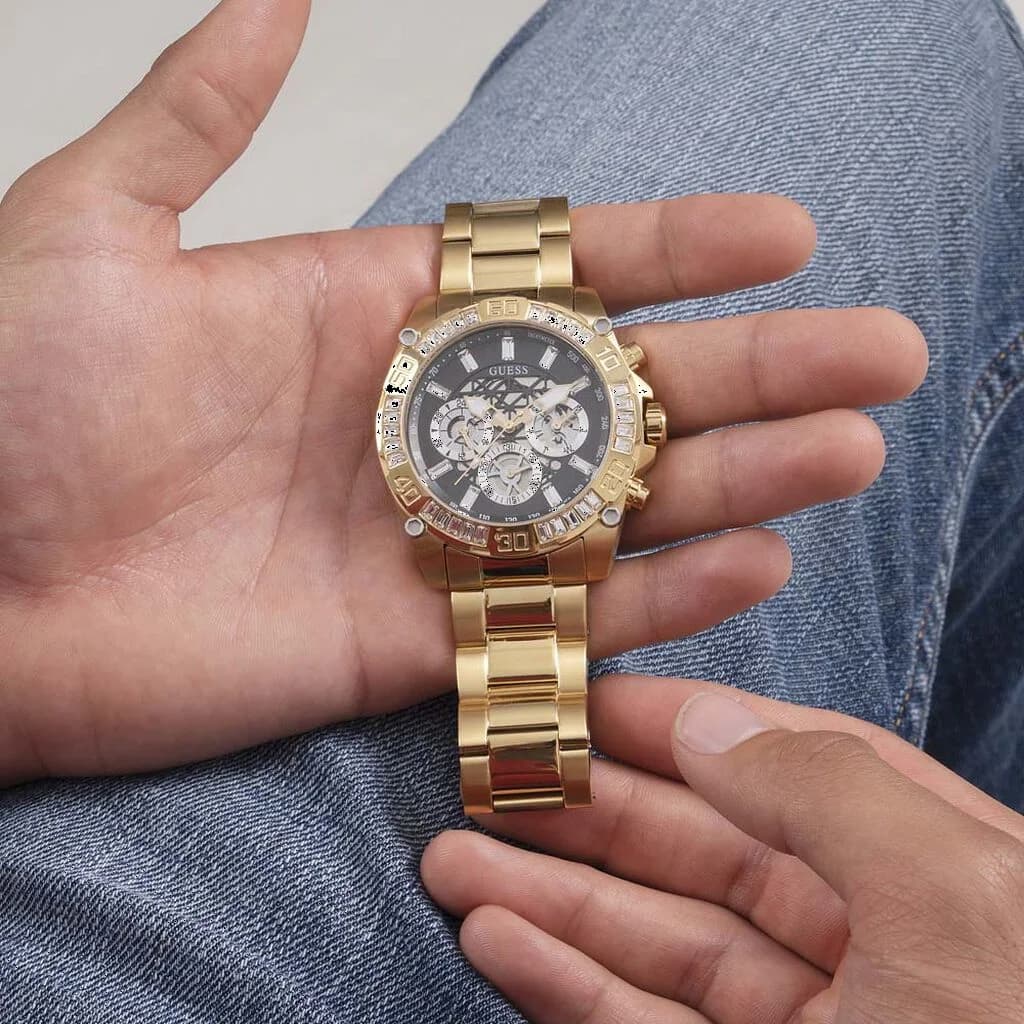 Montre Guess GW0390G2 en Acier Doré et Cadran Noir vue 5