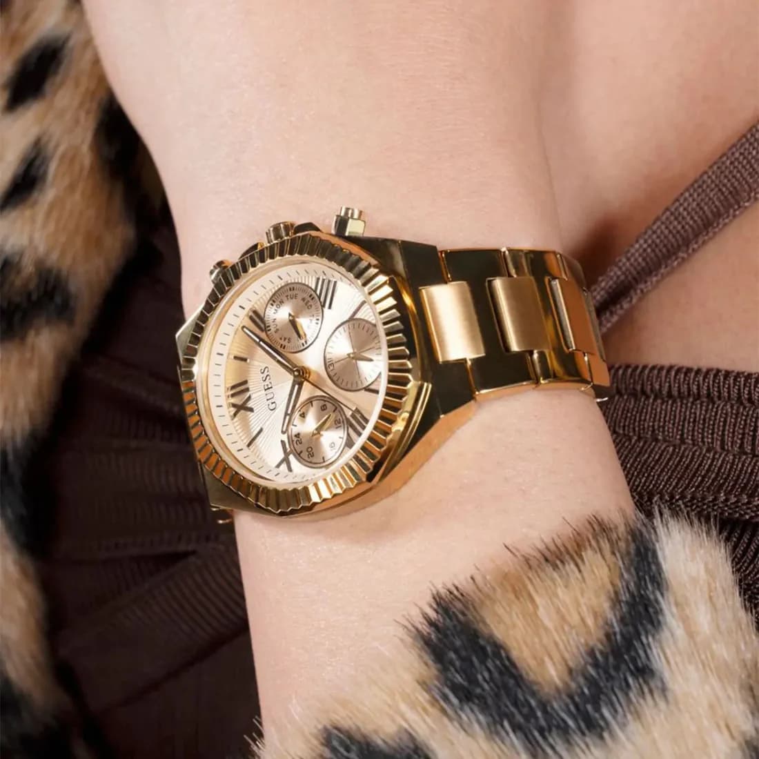 Montre Femme Guess Equality GW0769L2 Acier Doré Multifonctions vue 5