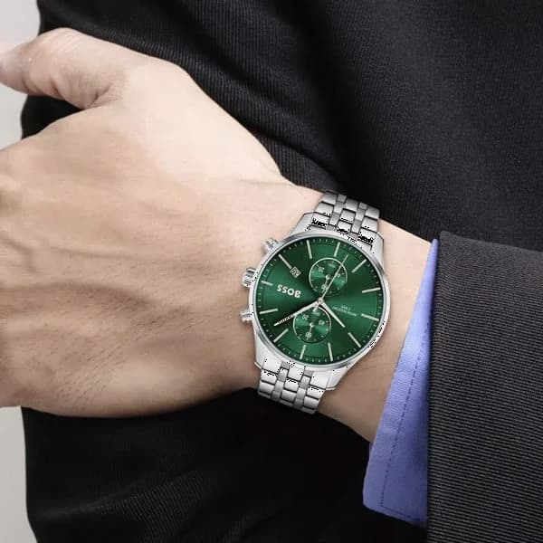 Montre Homme Hugo Boss Associate 1513975 chronographe cadran vert vue 3