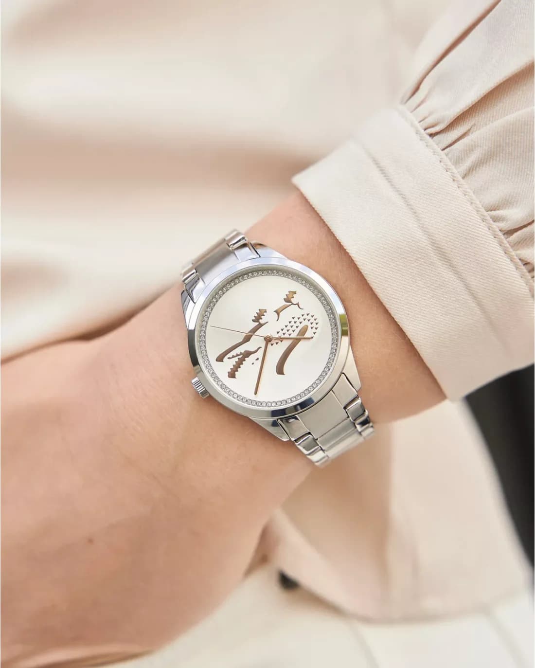 Montre Femme Lacoste Ladycroc 2001189 bracelet acier argenté cadran incrusté de strass vue 5