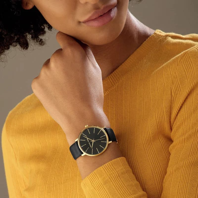 Montre Femme Michael Kors Pyper MK2747 bracelet cuir noir vue 5