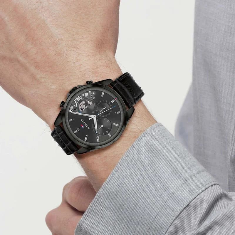 Montre Tommy Hilfiger 1710452 Baker Squelette en Acier et Bracelet Cuir vue 4