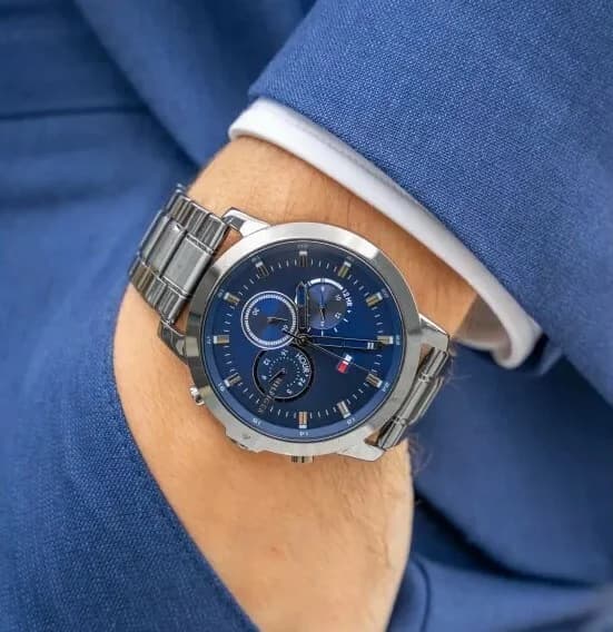 Montre Tommy Hilfiger 1791796 Jameson en Acier Gris avec Cadran Texturé vue 4