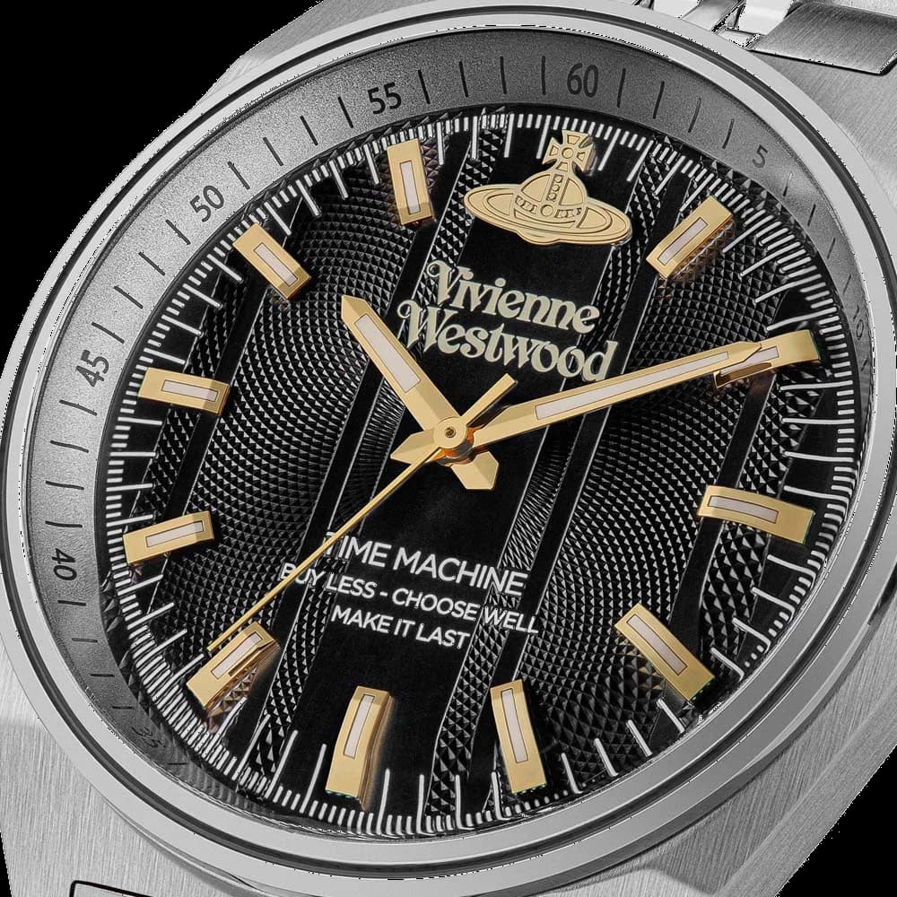 Montre Vivienne Westwood Sydenham VV251BKSL bracelet argent en acier cadran noir vue 3